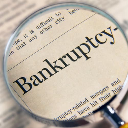 Ucraina adotta nuove riforme che regolano la bancarotta