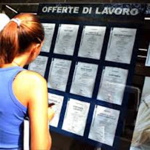 В Італії нарешті «взялись» за безробіття серед молоді