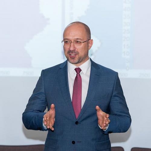 Il Premier Denys Šmihal': numeri covid-19 in Ucraina stabili